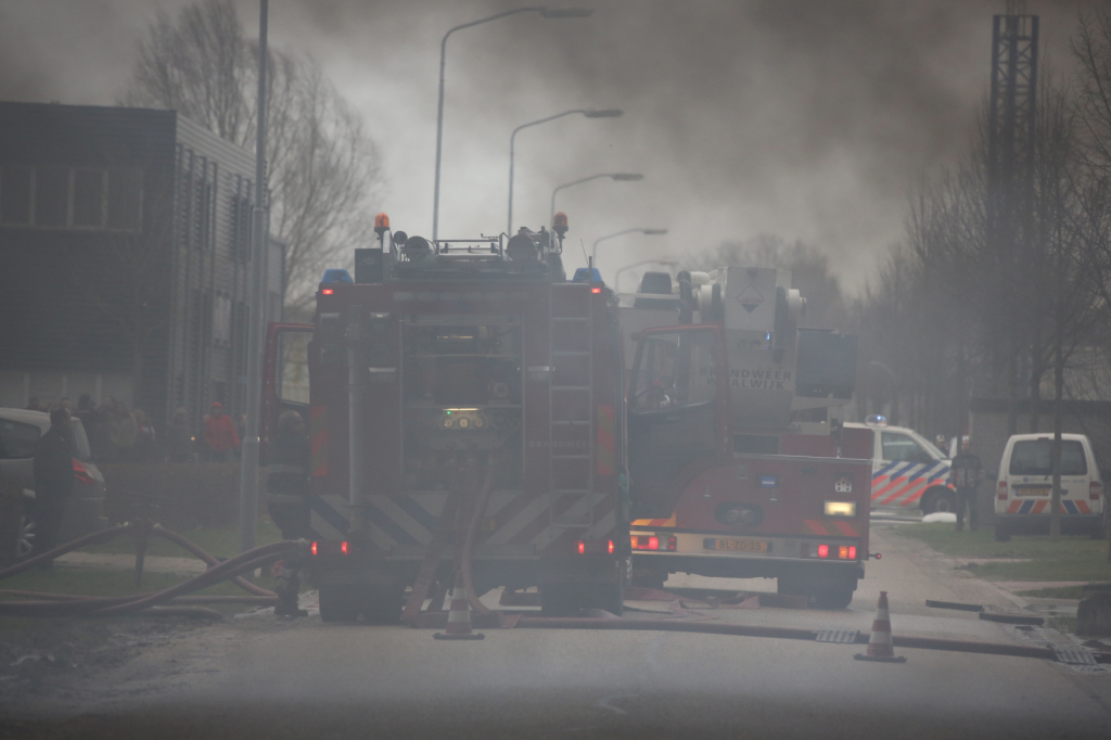 2013-02-03 2510 Waalwijk Duikerweg grote brand