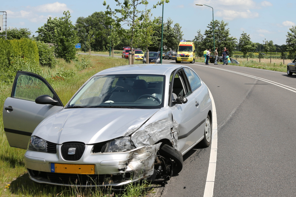 2013-06-16 5274 Kaatsheuvel Bevijdingsweg ongeval