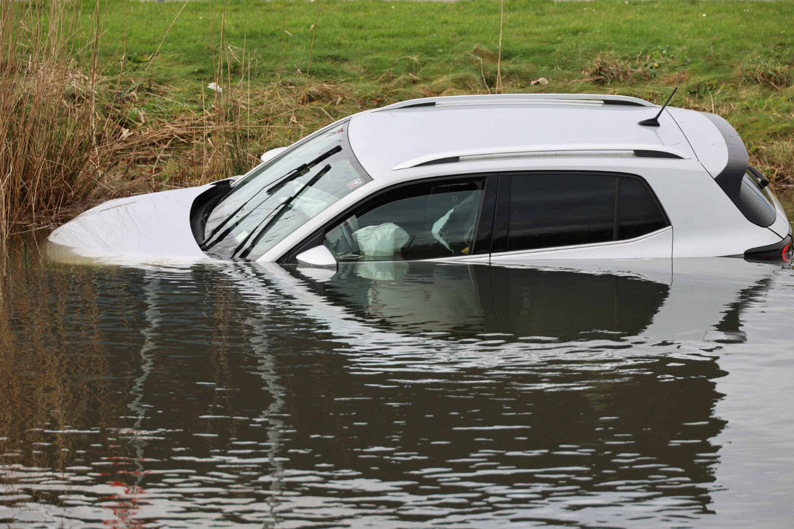 2019 04 27 4837 Loon op zand Loonsehoek nieuwe auto uit de bocht