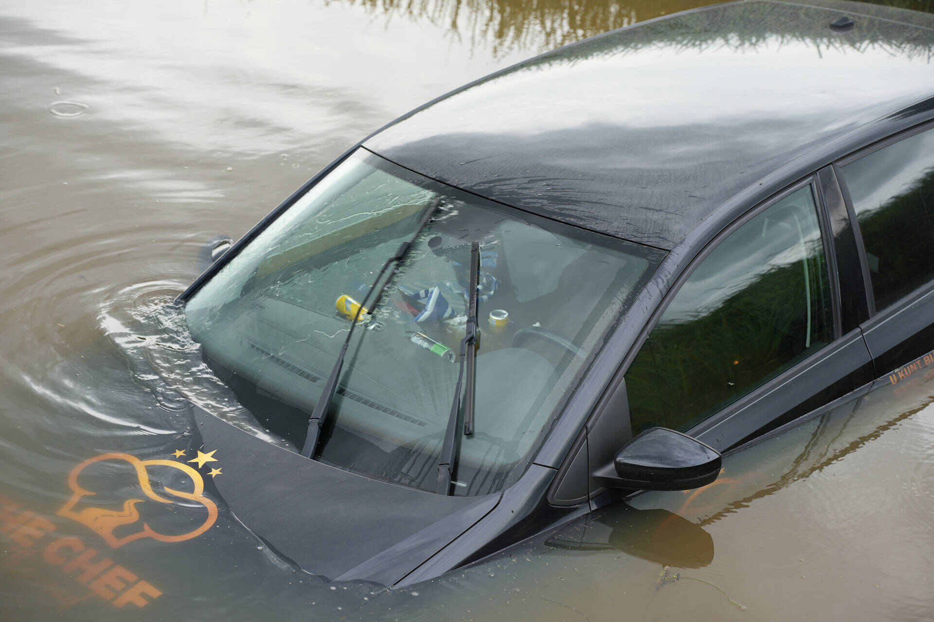 2019 04 27 4837 Loon op zand Loonsehoek nieuwe auto uit de bocht
