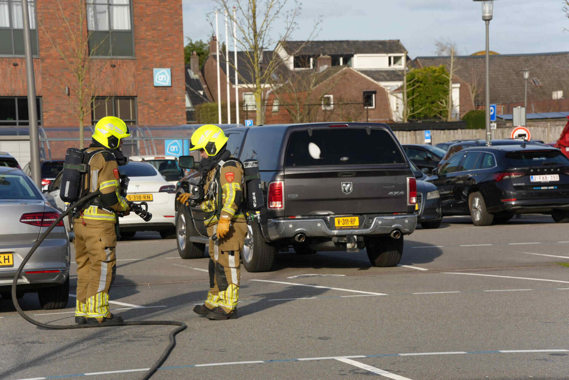 2019 04 27 4837 Loon op zand Loonsehoek nieuwe auto uit de bocht