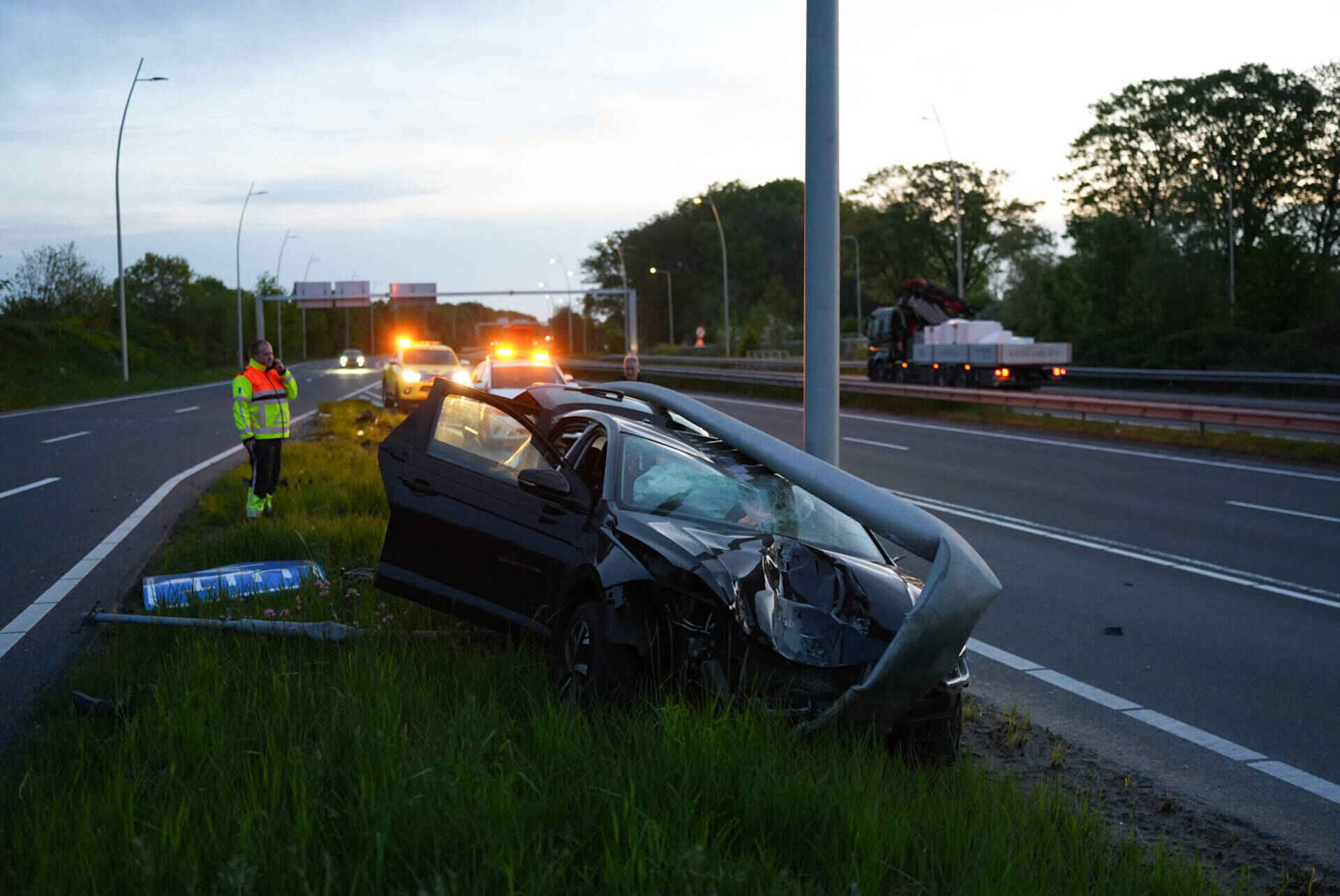 2019 04 27 4837 Loon op zand Loonsehoek nieuwe auto uit de bocht