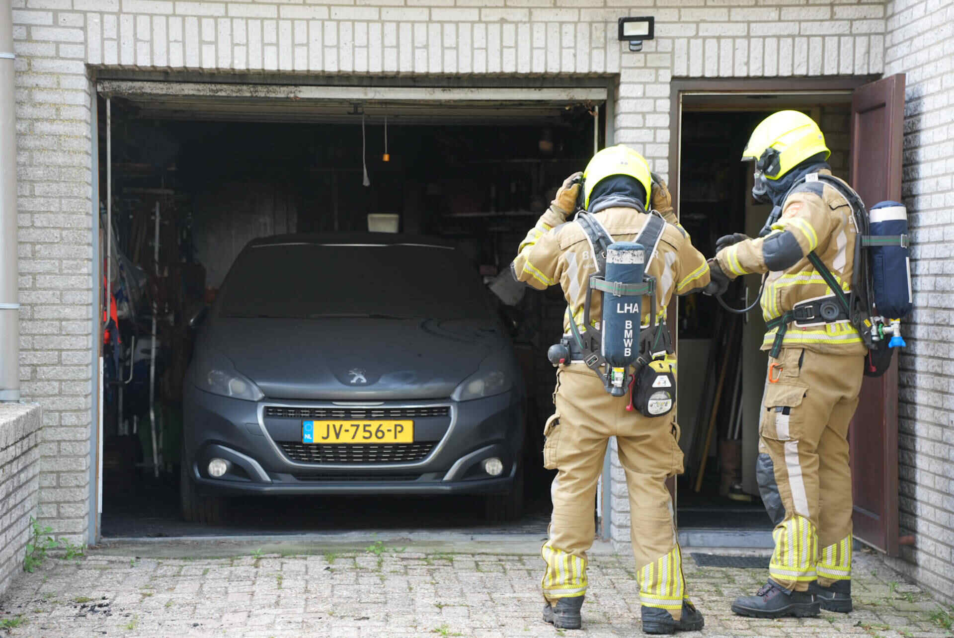 2019 04 27 4837 Loon op zand Loonsehoek nieuwe auto uit de bocht