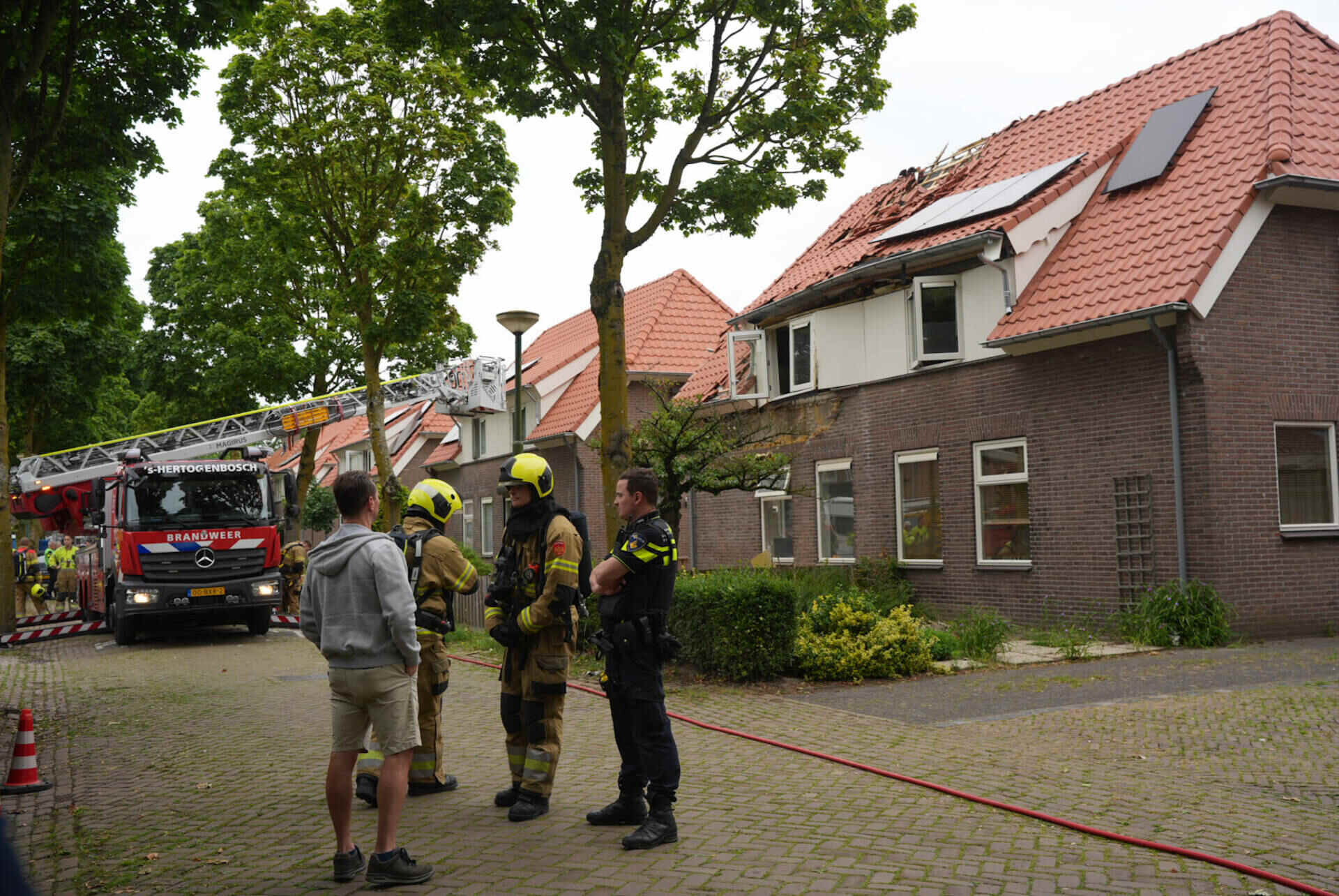 2019 04 27 4837 Loon op zand Loonsehoek nieuwe auto uit de bocht