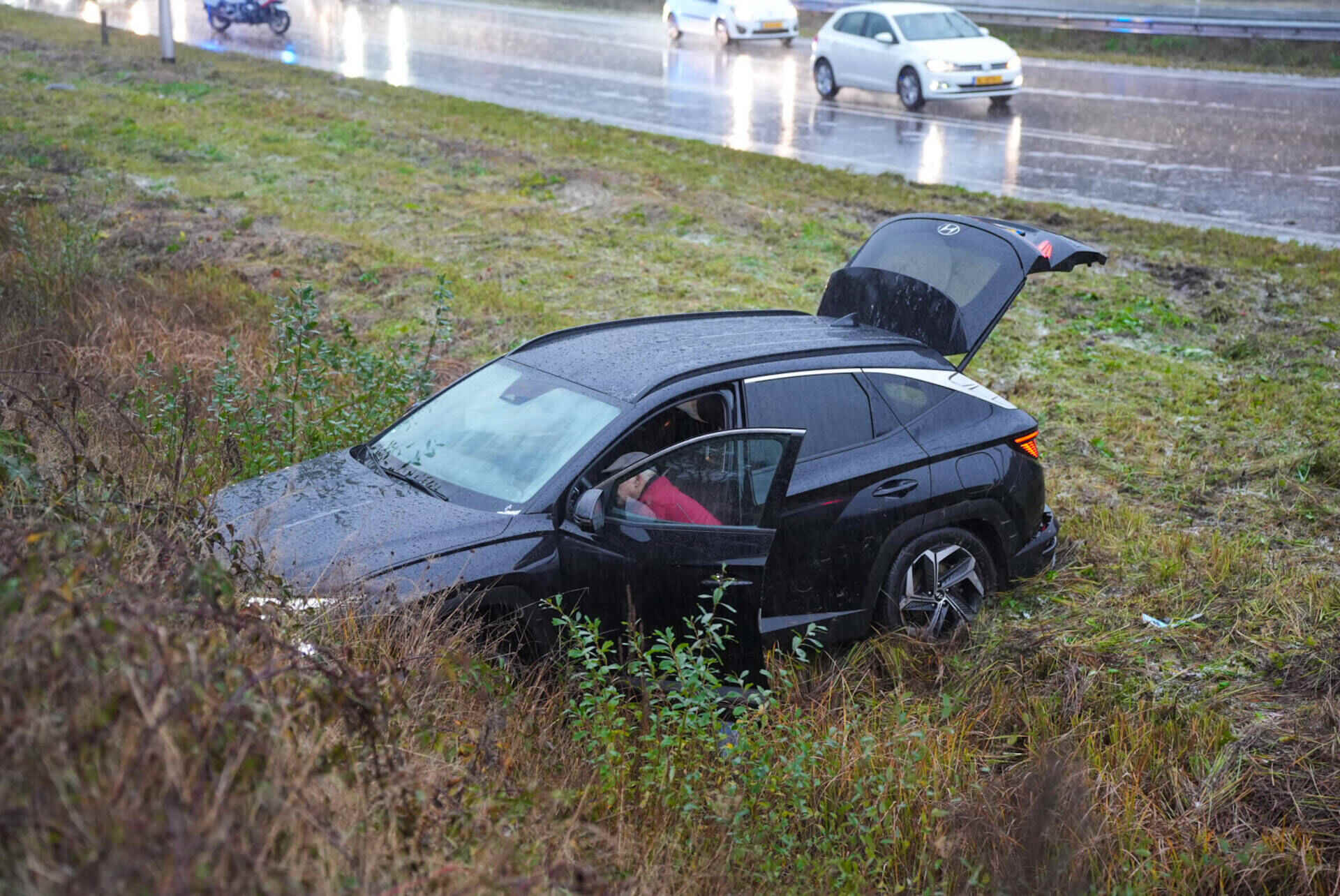 2019 04 27 4837 Loon op zand Loonsehoek nieuwe auto uit de bocht