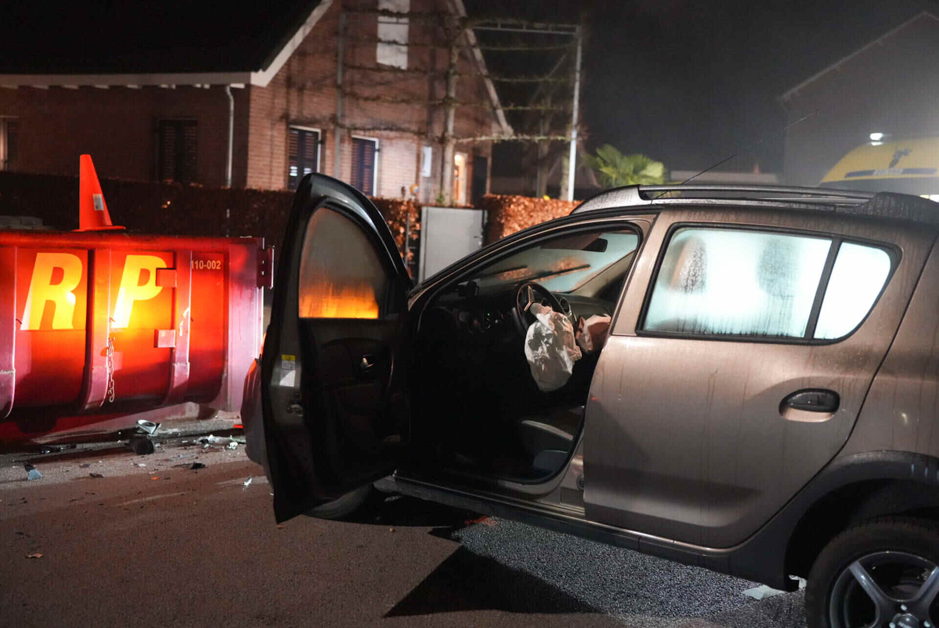2019 04 27 4837 Loon op zand Loonsehoek nieuwe auto uit de bocht
