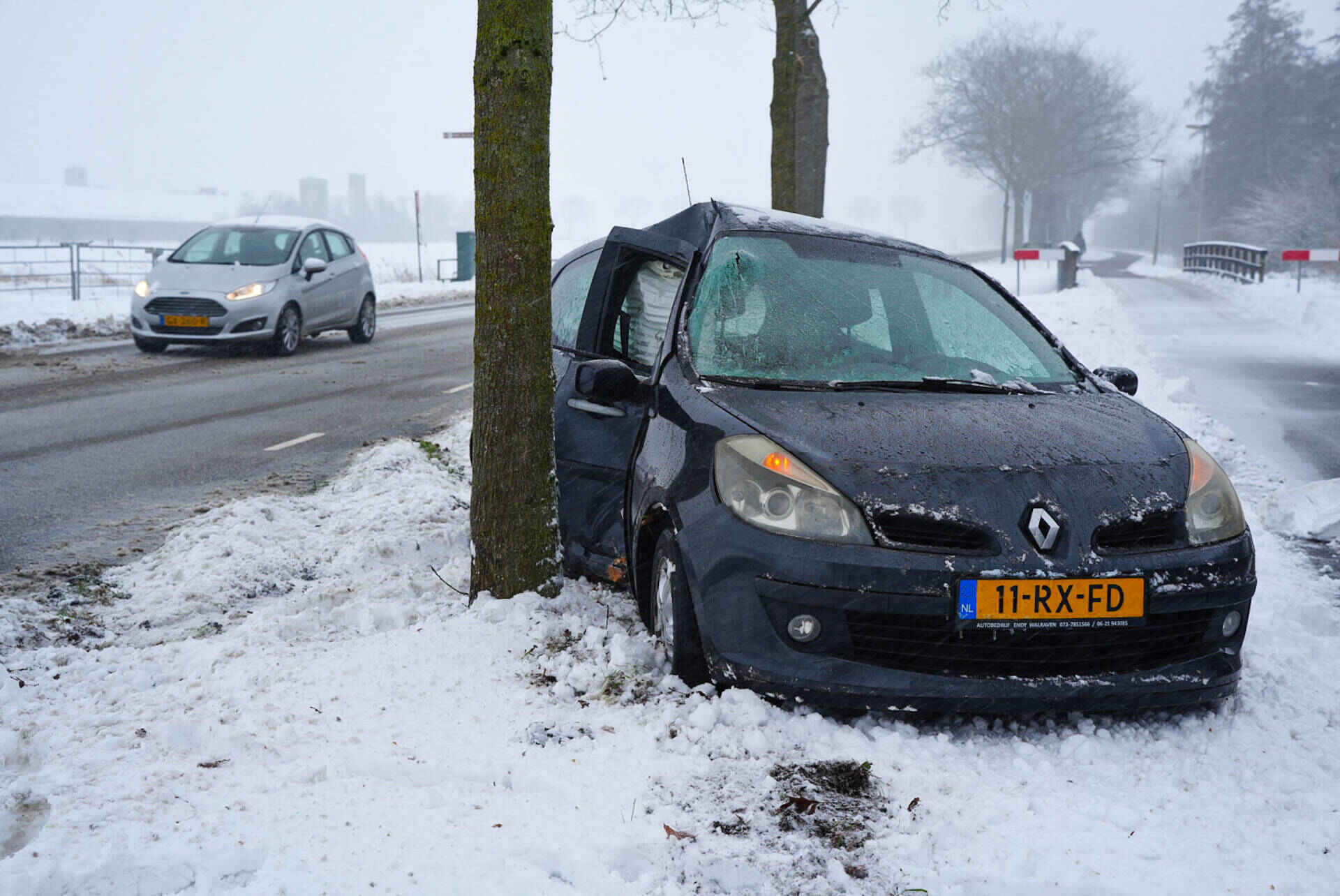 2019 04 27 4837 Loon op zand Loonsehoek nieuwe auto uit de bocht
